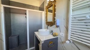 B&B Antenna 2 by Ca-Sa Check