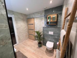 Villas Villa de charme, heated pool and jacuzzi, 6 personnes : photos des chambres