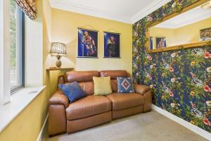 Host & Stay - Church Lane