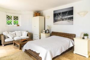 Villas Large villa near beach, sea view, islands & bay of Cannes, 7 bedrooms : photos des chambres