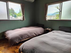 8 minutes by walk to Nikko Station Mitsuba House