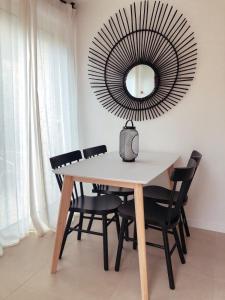 Coco, Elegance and Serenity in Collioure