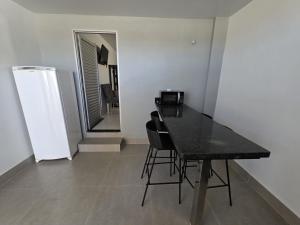 Suíte3 Privativa Climatizada Mobiliada com Garagem e Wi-Fi
