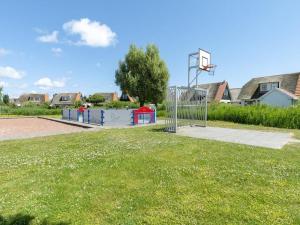 Villa with view over the park De Buitenplaats