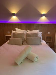 Studio MBS 2- Cosy, Tramway, Wifi, Parking, Equipé