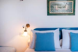 Blue Dolphin Antiparos View Suite