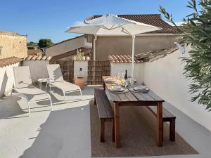 Appartements Maison 10 min de Beziers, 30 min de la mer et sa terrasse panoramique : photos des chambres