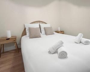 Appartements Maison 10 min de Beziers, 30 min de la mer et sa terrasse panoramique : photos des chambres