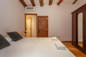 Bellafila Gothic Terrace