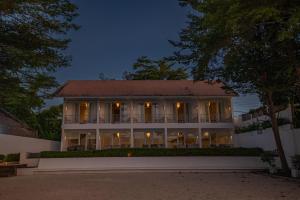 Lusa Beach Studios