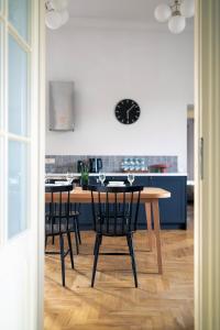 EASY RENT- Fontana Boutique Premium Plac Zamkowy