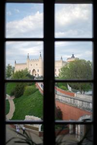 EASY RENT- Fontana Boutique Premium Plac Zamkowy