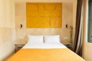 Superior Three-Bedroom Apartment room in Cosmo Apartments Rambla Catalunya