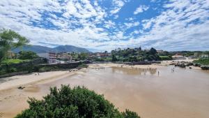 El Recreo de Celorio - Jardín, piscina y playa