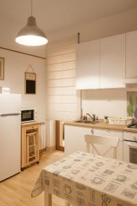 Frangipani HOUSE Cagliari luxury huge apartment city center with lift