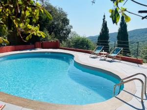 VillaM with heated pool, panoramic view, sea