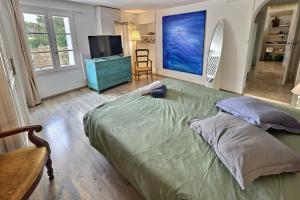 Villas Les Bulles de Montfort - WiFi - Parking gratuit & Cuisine : photos des chambres