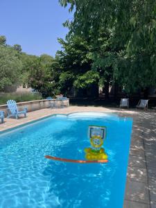 Villas Villa a Salazac - Piscine - Gorge de l-Ardeche : photos des chambres