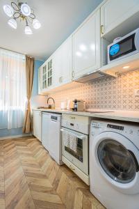 Elizabeth Boulevard Serenity