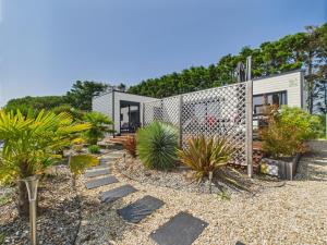 Chalets Chalet climatise pour 6- Piscine commune chauffee : photos des chambres