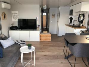 Hausboot Fjord Nordstern mit Dachterrasse in Schleswig