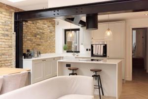 The Courtyard Flat - 2-Bed 2-Bath Near Clapham Junction