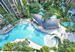 Endless white 2BR apartment-300m to NaiYang Beach