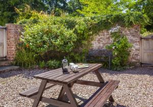 Luccombe Cottage Luccombe