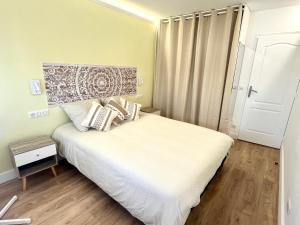 Appartements PARIS a 15 minutes- Grand Appartement 5 Pieces : photos des chambres