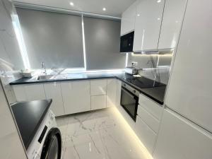Appartements PARIS a 15 minutes- Grand Appartement 5 Pieces : photos des chambres