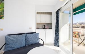 Beautiful Apartment In Benalmadena