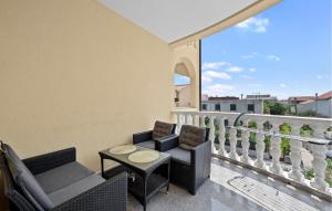 Nice Apartment In Vodice With Wifi 