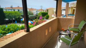 Sophia Bay Home- next to Coral Bay