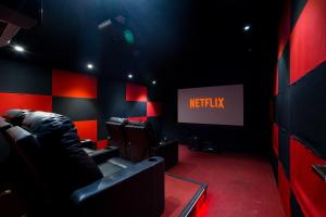 SaffronStays Barlowganj Villa