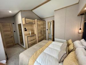 Aberdunant Hall Holiday Park