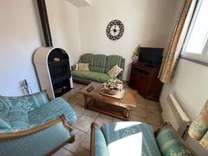 Maisons de vacances Villa calme avec jardin clos, a 800m de la plage et 600m des commerces a Bretignolles-sur-Mer - FR-1-324-198 : photos des chambres