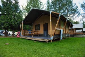 Camping 2000 - Safaritent Medium