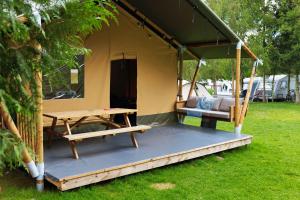 Camping 2000 - Safaritent Medium