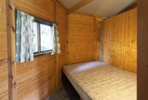 Camping 2000 - Kampeerhut