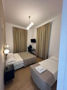 Triple Room room in Hotel Lodi