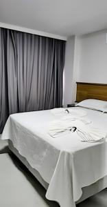 SUÍTE NOVA, piscina e garagem - Jardim Oceania