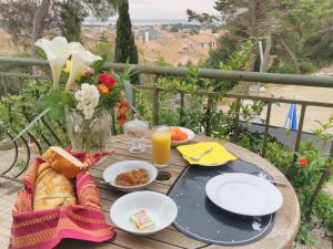 B&B / Chambres d'hotes Bed & Diner Les Terrasses de La Palme : photos des chambres