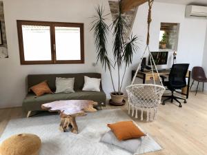 Renovated 120 m2 Forge Terrace and Pool