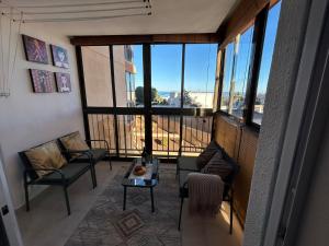 Apartament z widokiem na morze 250 m od plaży