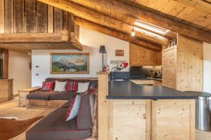 Casa Verocip, with panoramic balcony on Dolomites