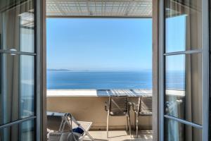 Hotels Hotel La Villa Douce : Chambre Double Standard - Vue sur Mer