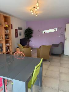 Grand appartement familial a 2 pas du port de St Cyprien