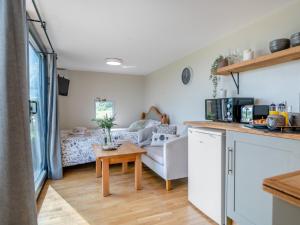 1 Bed in Brecon 92245
