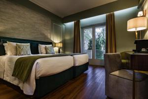 Superior Twin Room with Balcony room in Hotel Grao Vasco
