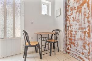 Bel Momento - Family Room